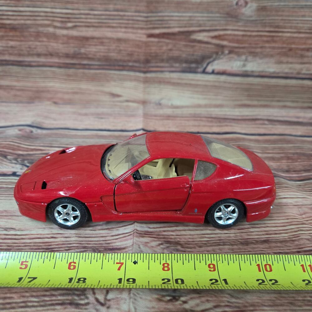 Bburago Ferrari 456 GT (1992) Diecast Model Car – Made in Italy – 1:24 Scale